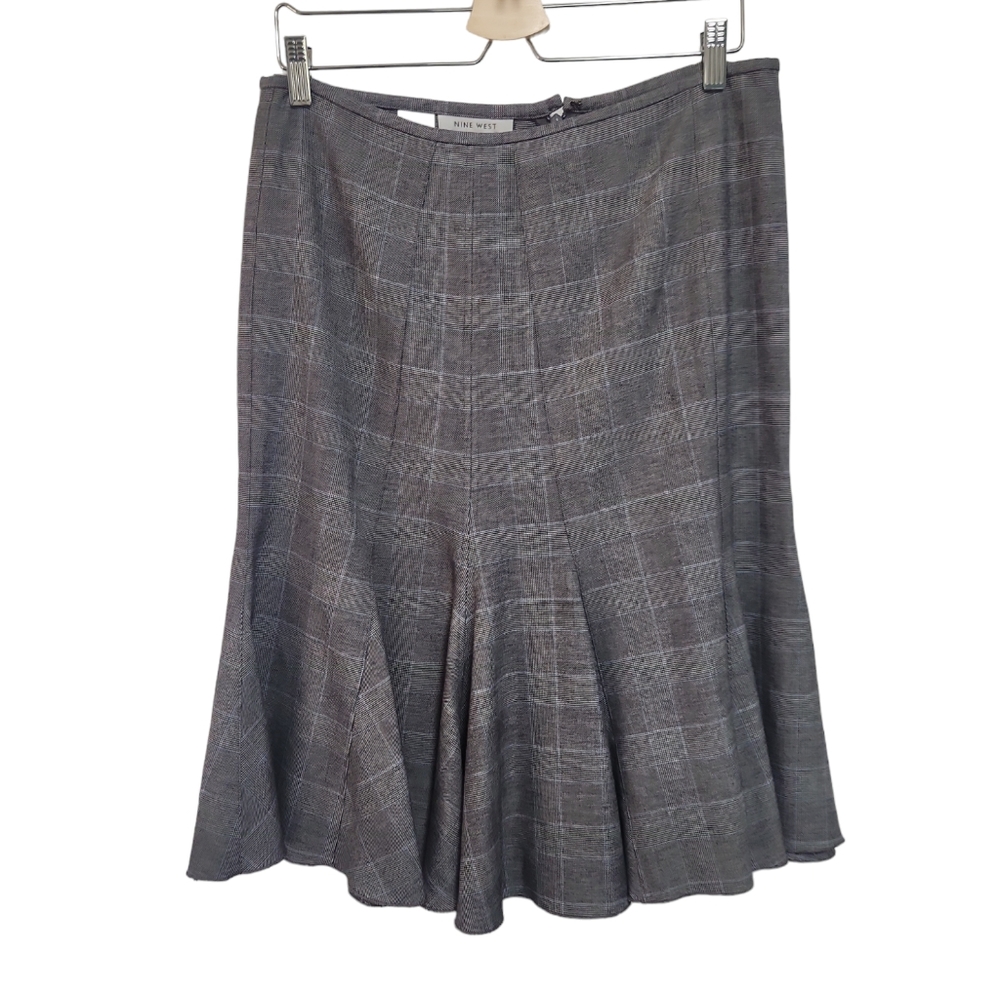 Nine West Black,White, Blue Houndstooth Plaid Skirt Size 12